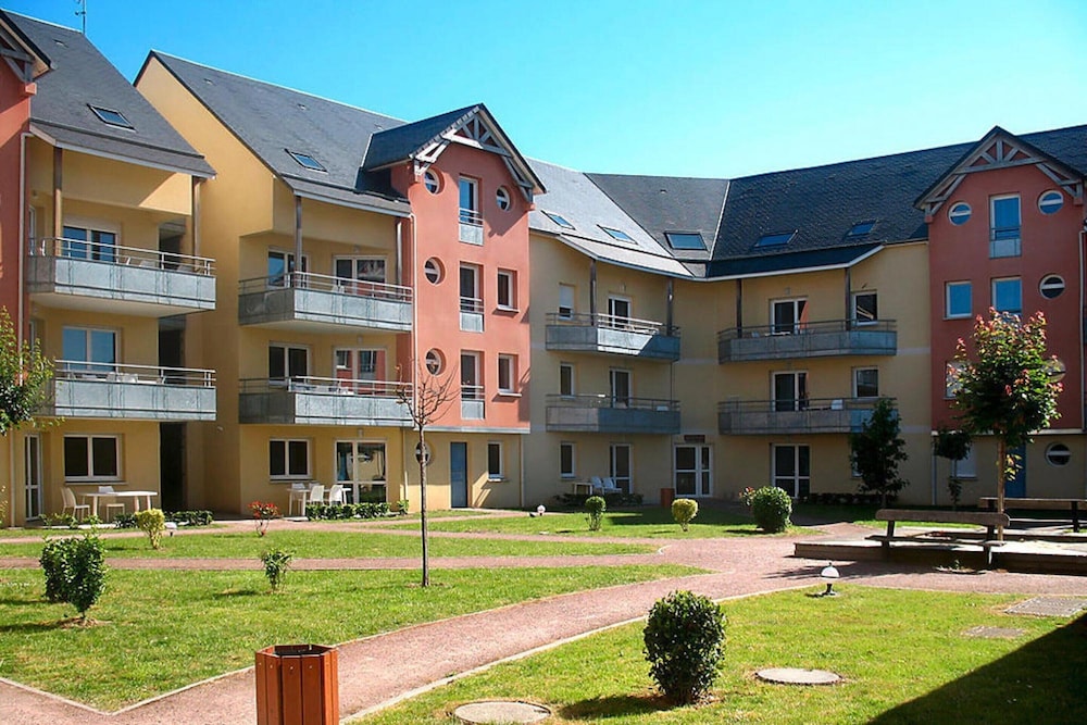 Adonis Grandcamp in GRANDCAMP-MAISY