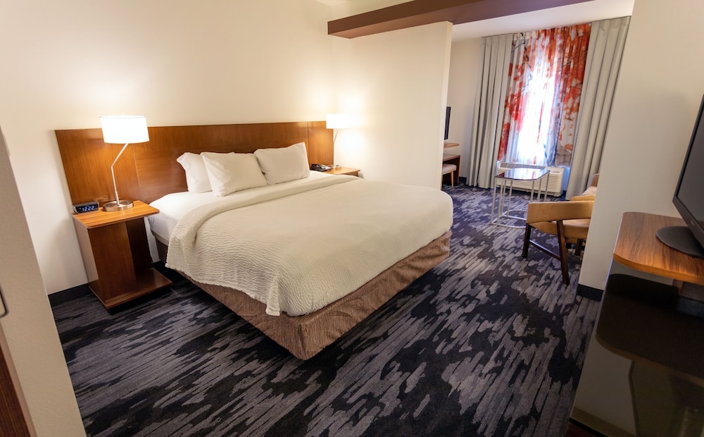Fairfield Inn & Suites by Marriott Athens I-65 12/28