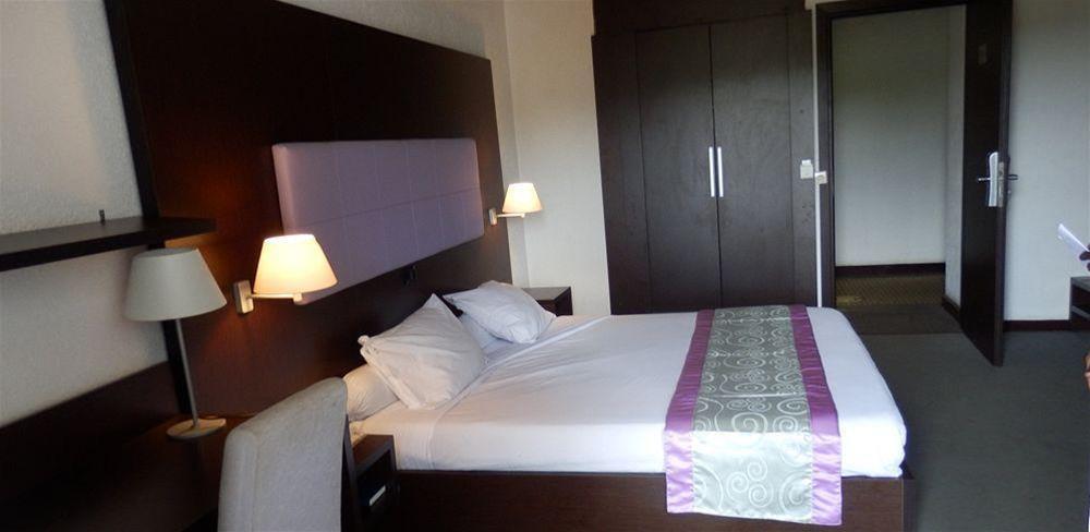 Hotel des Deputes 7/11