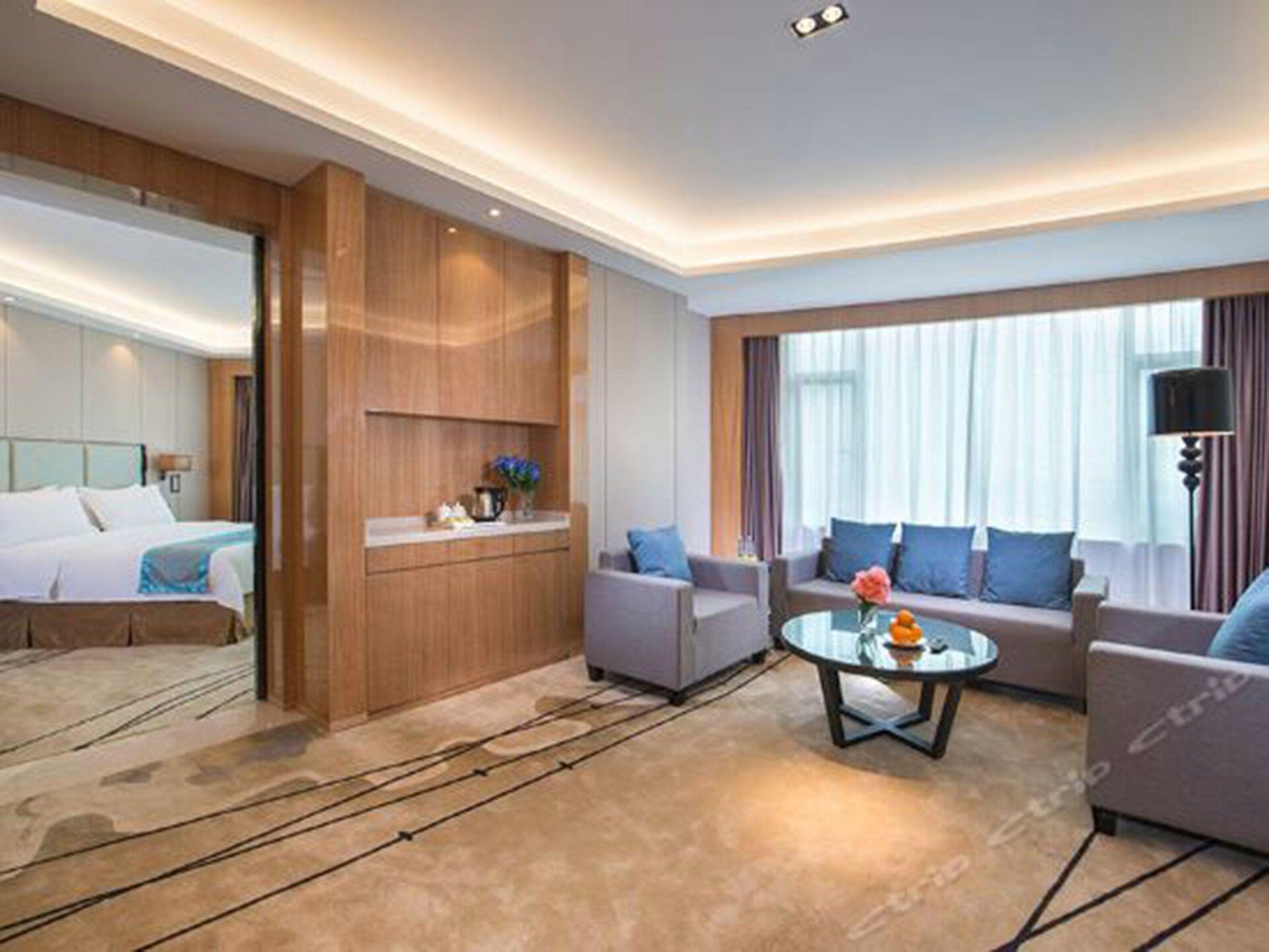 Vienna International Hotel (Foshan Flower World) 32/51