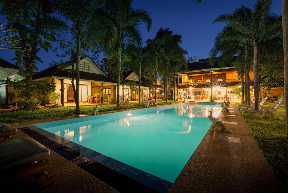 Capital O 834 Iyara Resort & Spa 24/25