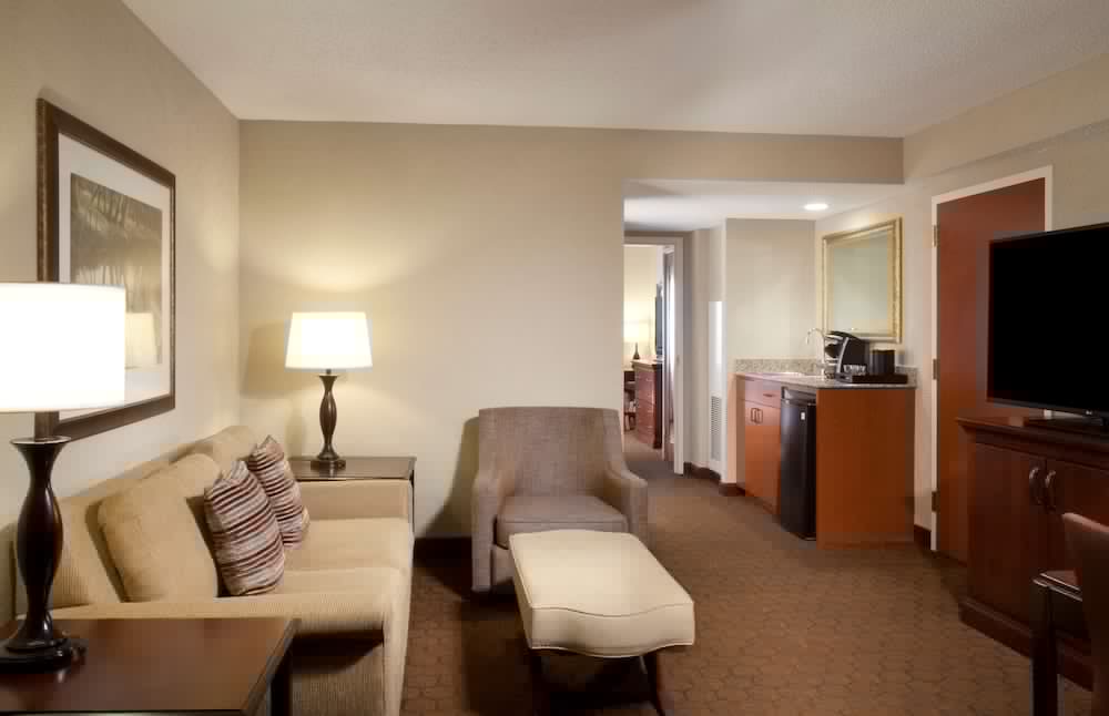 Embassy Suites by Hilton Dallas Near the Galleria 38/71