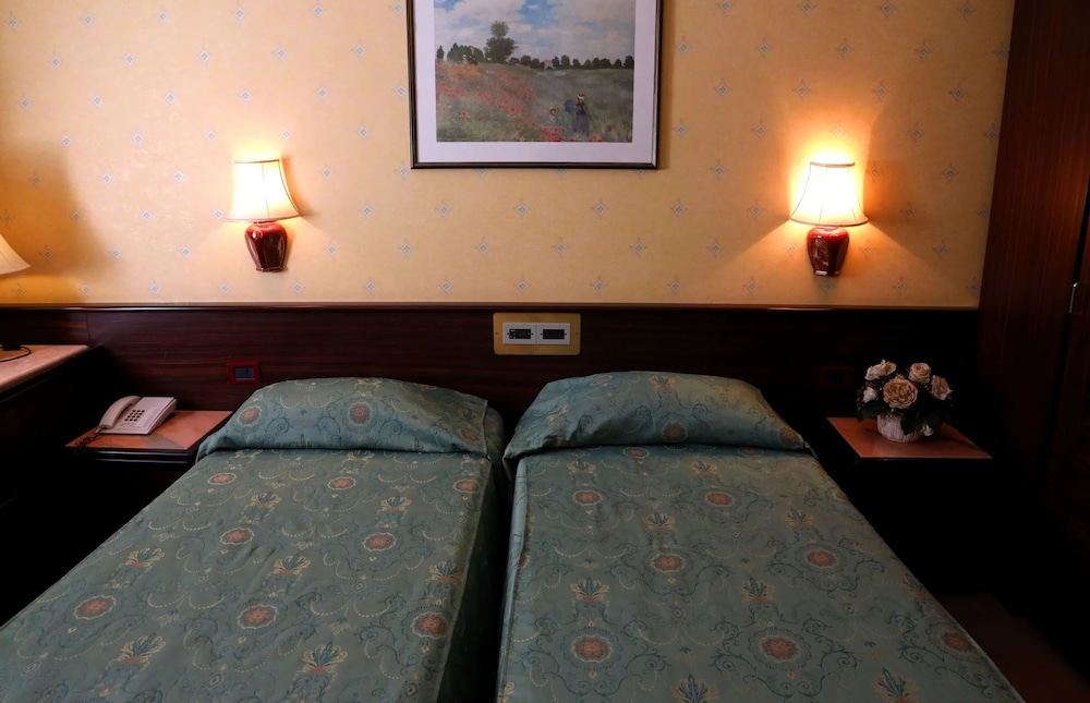 Leonardo Da Vinci Hotel 18/62