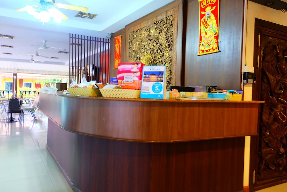 Baan Suanphet Resort 1/17