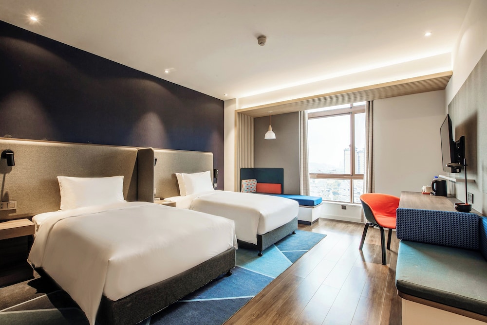 Standard, Twin Beds, Extra Floor Space