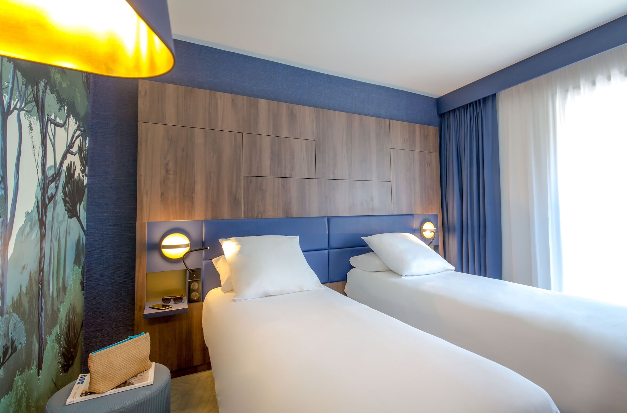 CLASSIC, TWIN BEDS