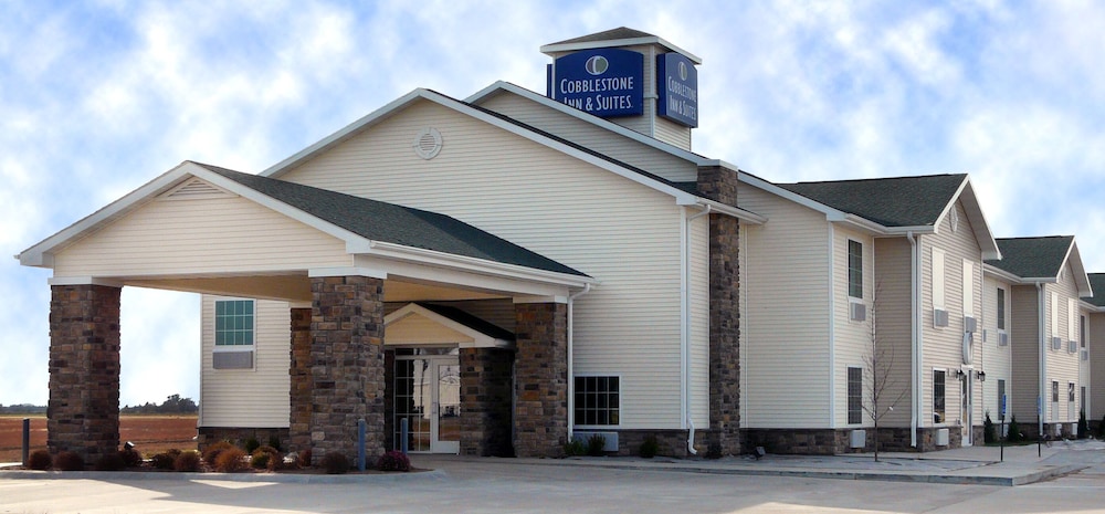 Cobblestone Inn & Suites - Harper 26/28