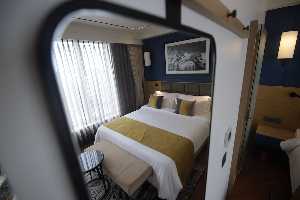غرفة ديلوكس بسرير كوين، Ramada Encore by Wyndham Siliguri Sevoke Road 2/3