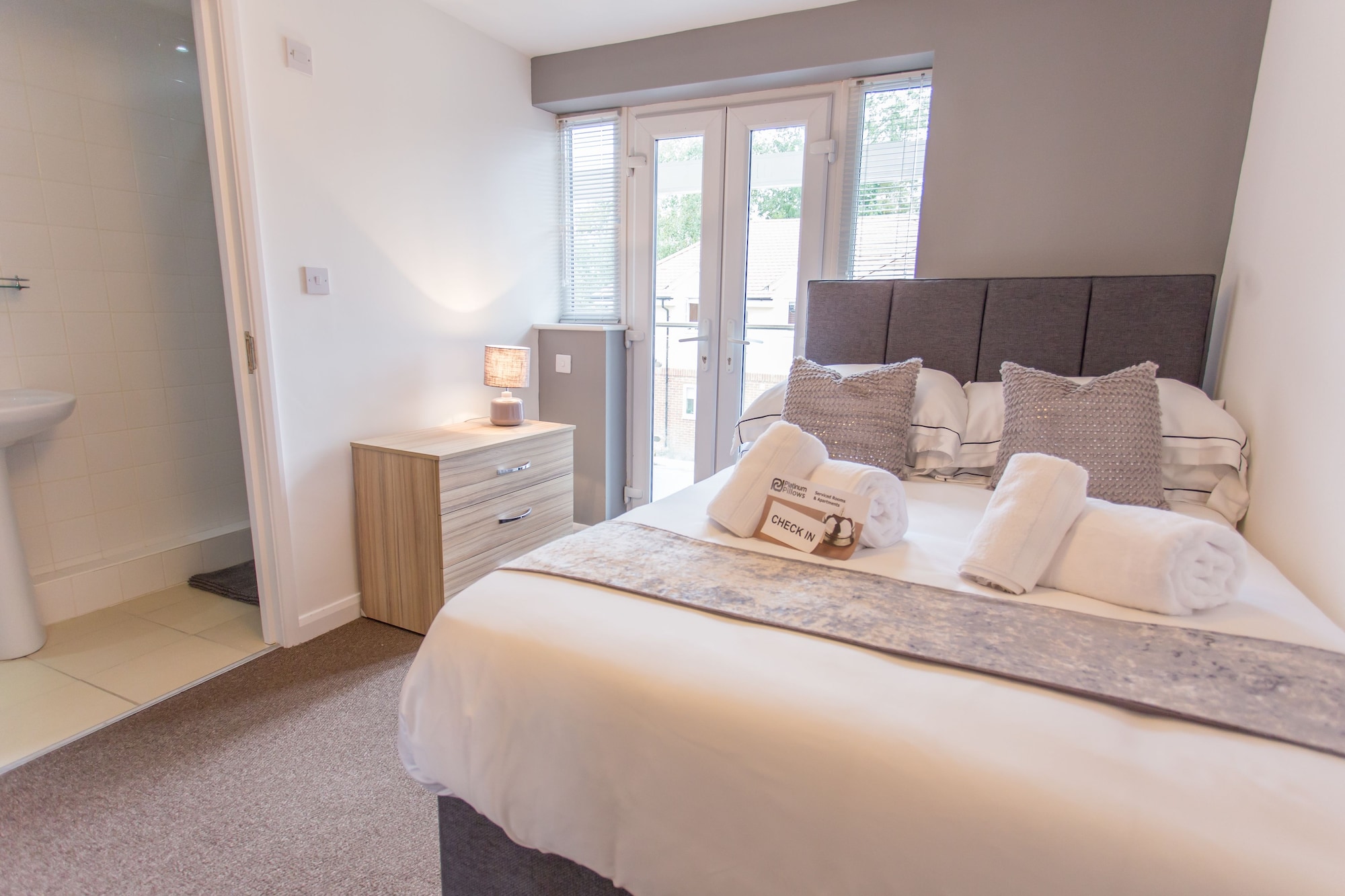 2 Bedrooms, Deluxe, Apartment, Twin Beds, 2 Bathrooms, Sofa