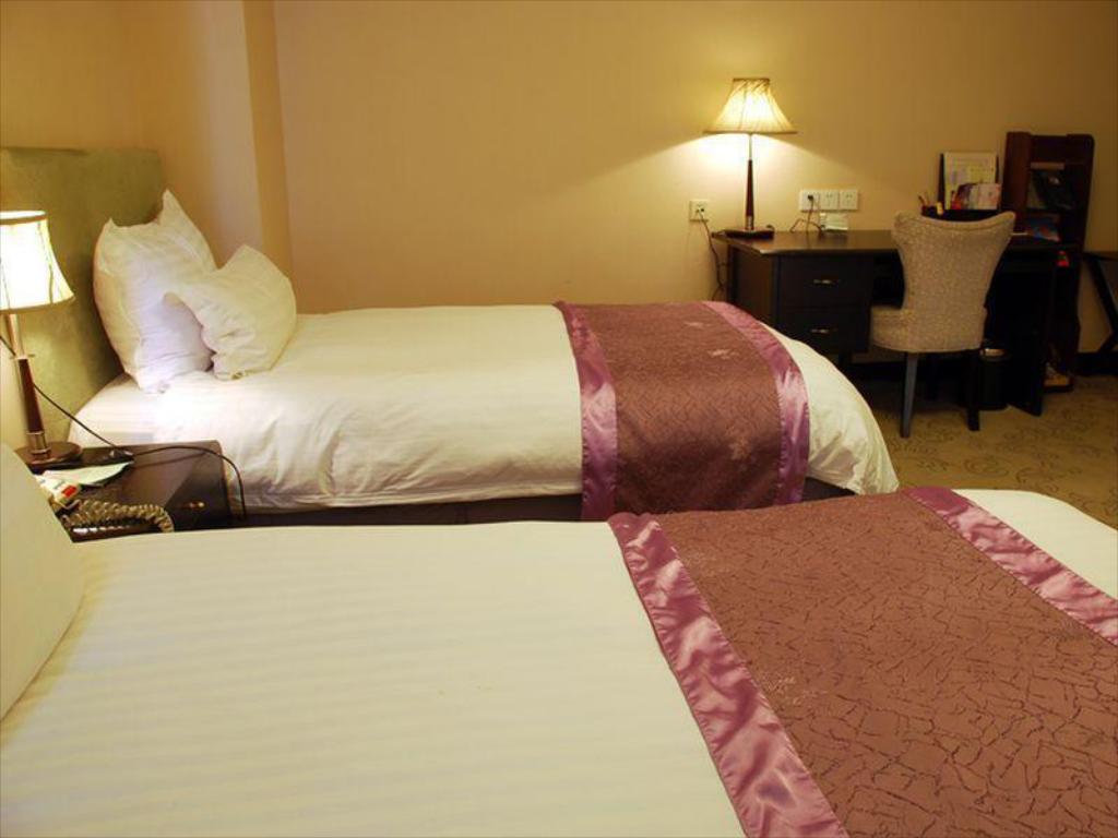 Sophia International Hotel Qingdao 13/28