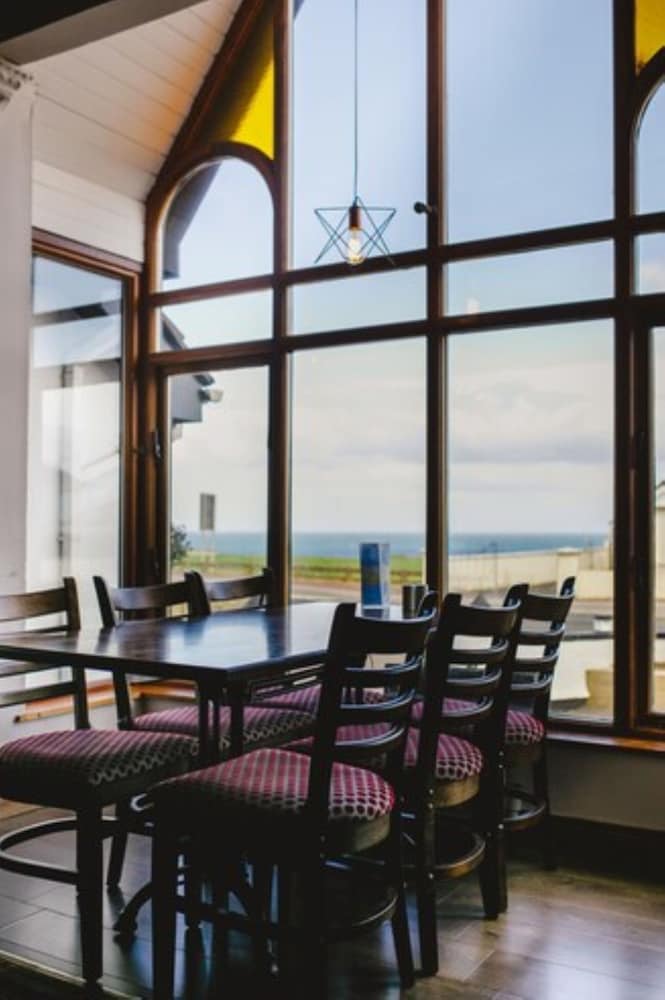 Inn On The Coast 51/61