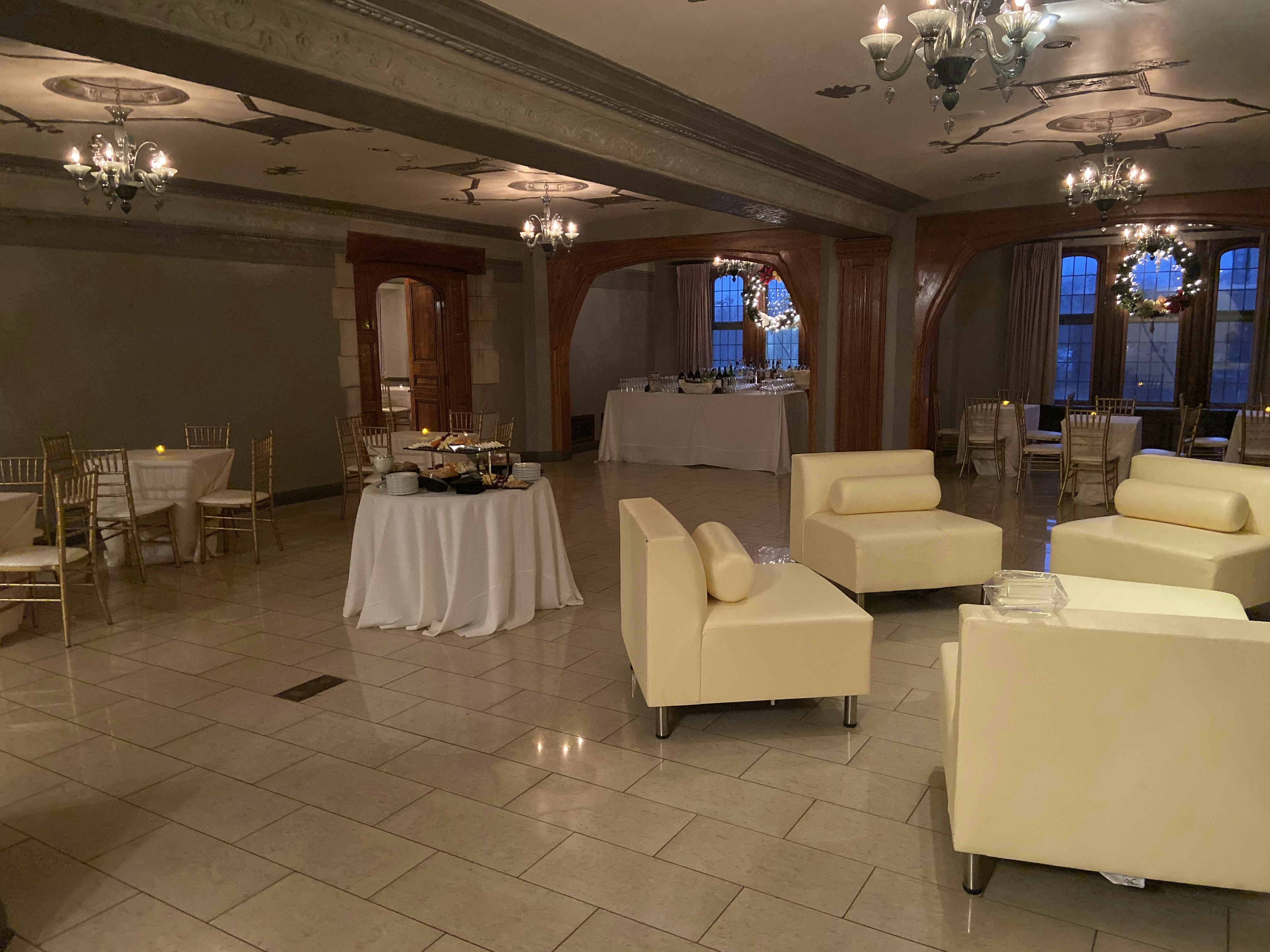 The Tudor Arms Hotel Cleveland - a DoubleTree by Hilton 9/17
