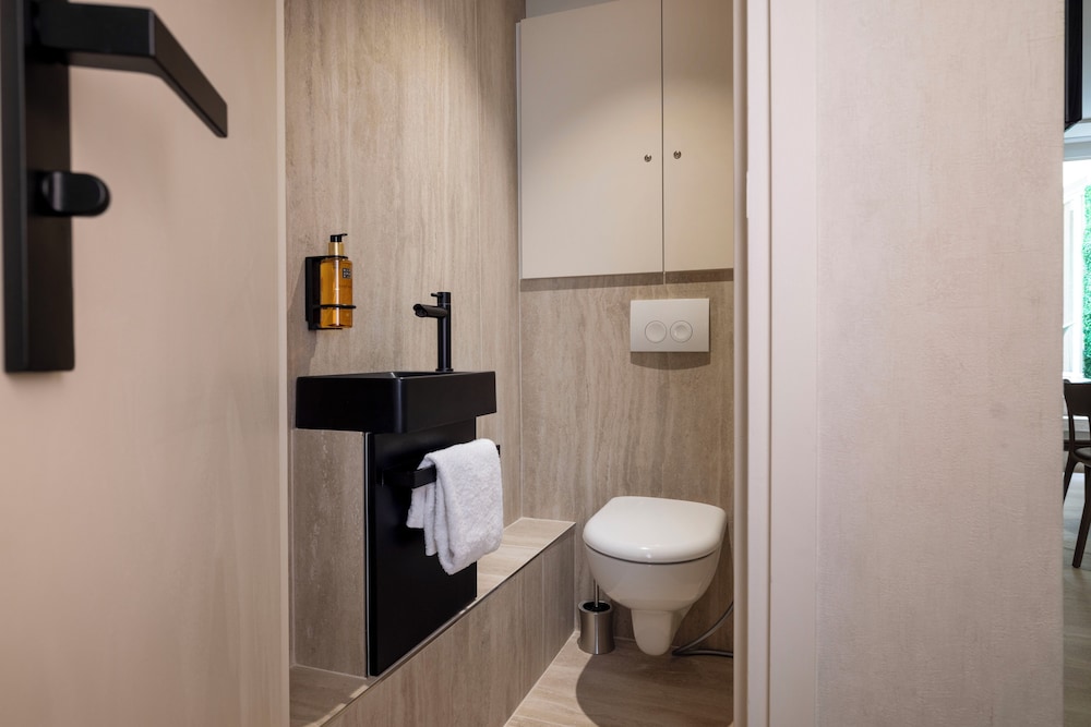 Yuna Saint-Honore - Serviced Apartments 45/50