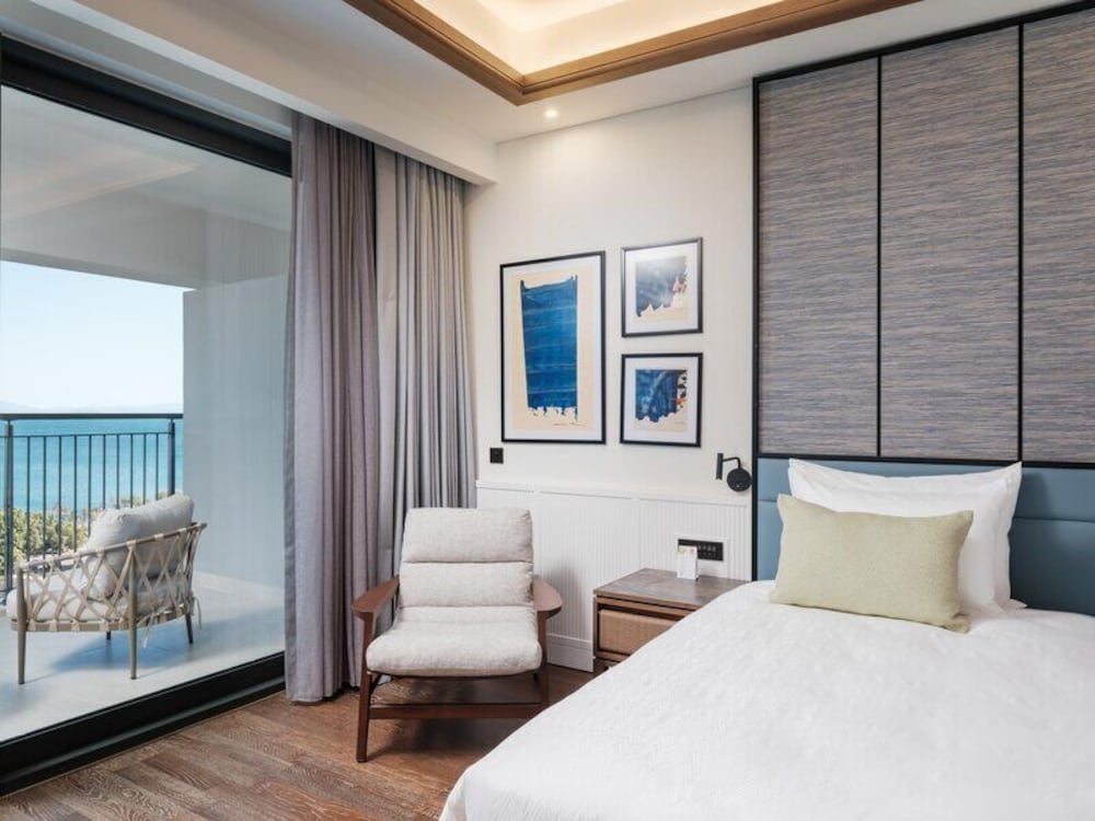Deluxe, King Bed, Sea View, Adult Only