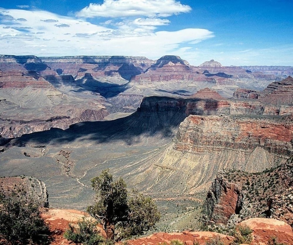 Grand Canyon RV Glamping 75/81