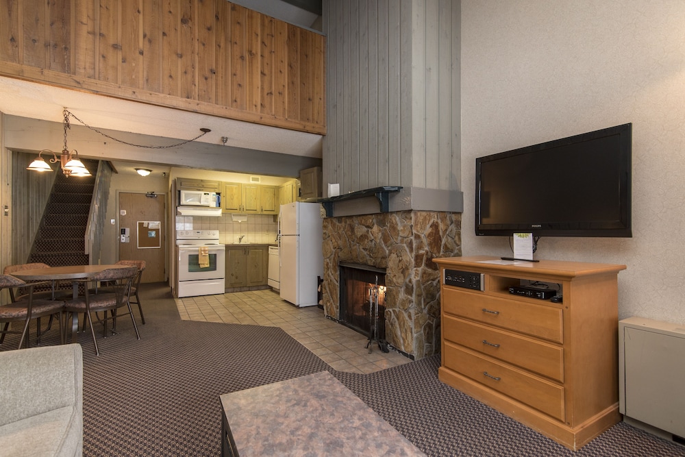 Douglas Fir Resort 44/54