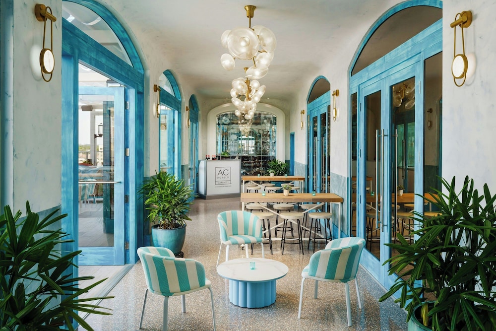 AC Hotel St. Petersburg 34/48