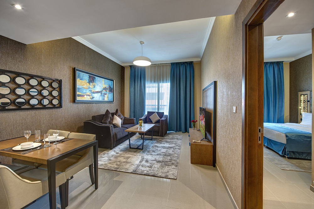 Class Hotel Apartments 16/30