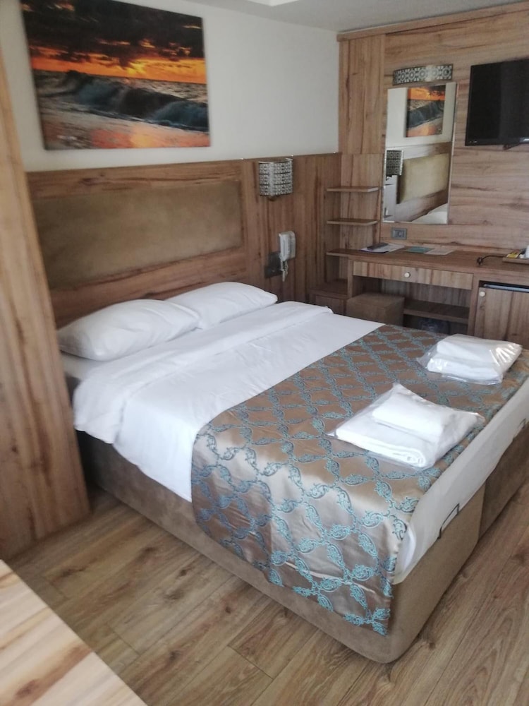 Akcakoca Poyraz Otel 3/35