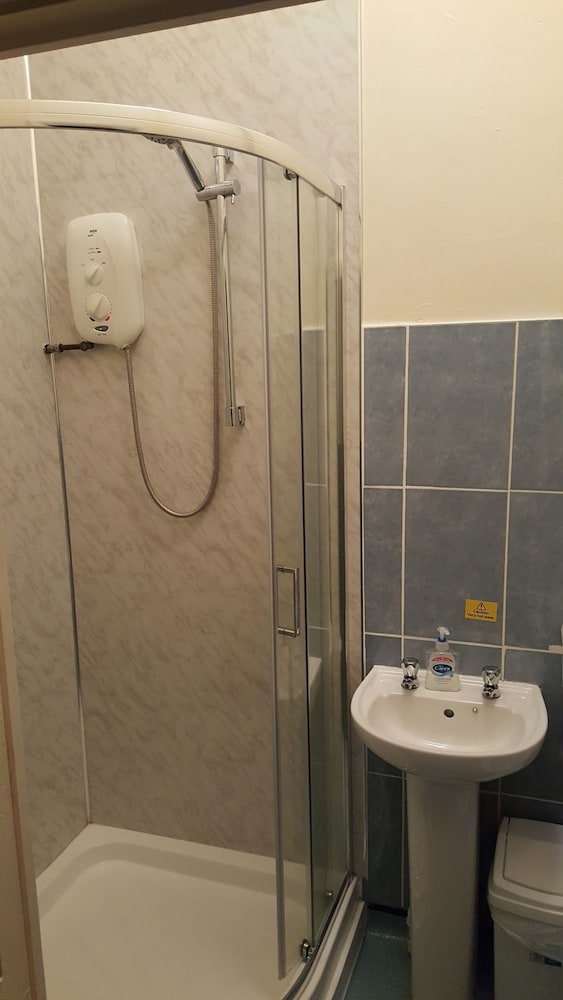 Grafton House B&amp;B 23/25