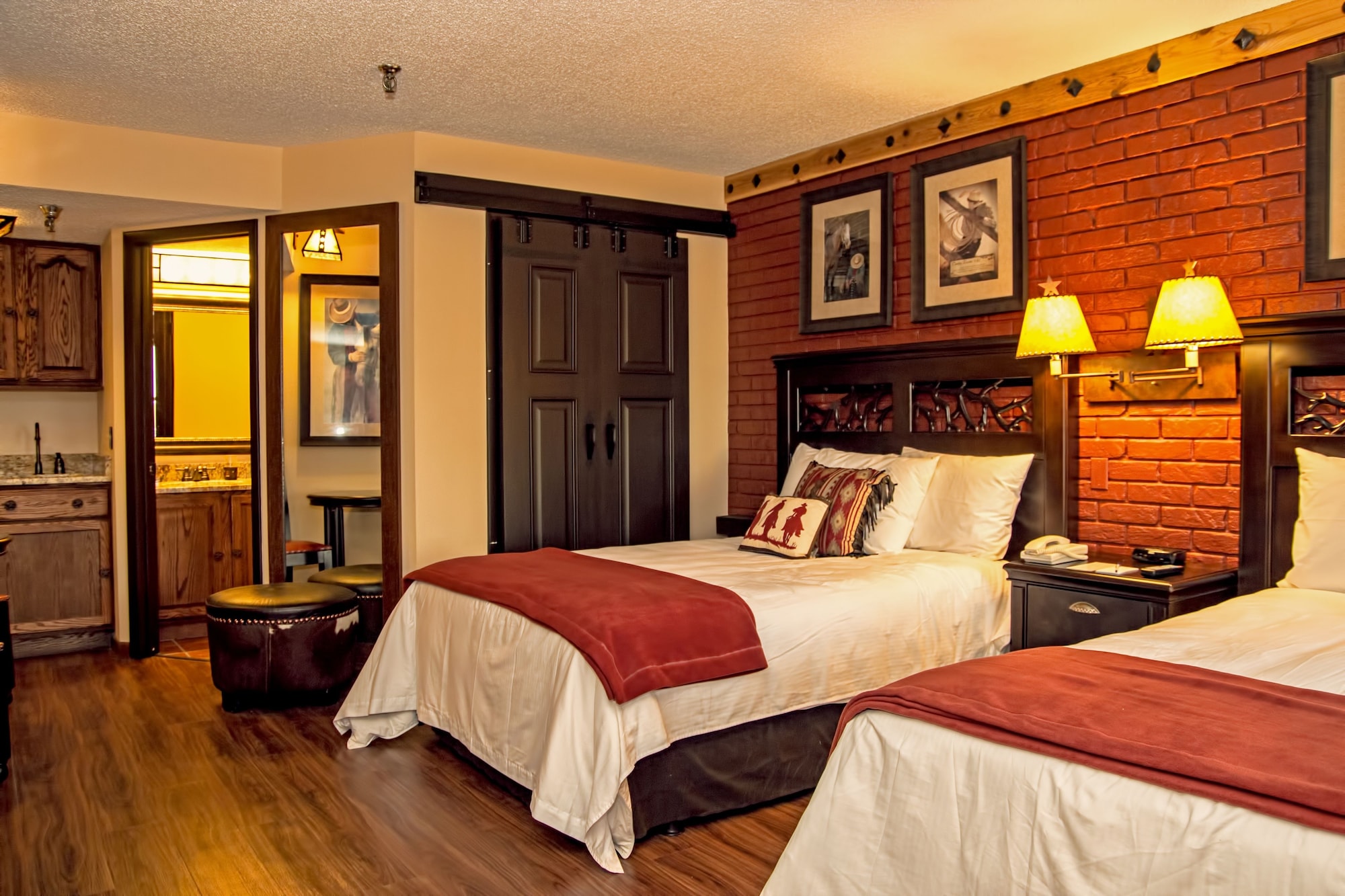 Lodge, 2 Double Beds