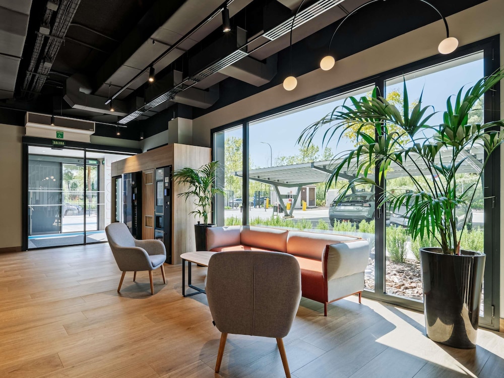 ibis budget Madrid Aeropuerto 38/58