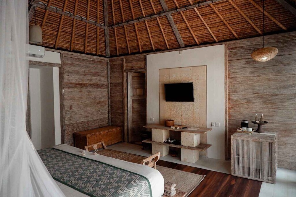 Visakha Sanur 40/50