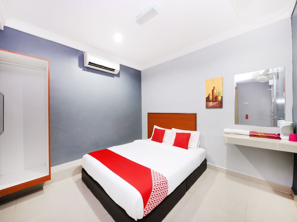 Super OYO 720 Corridor Hotel 2 7/19