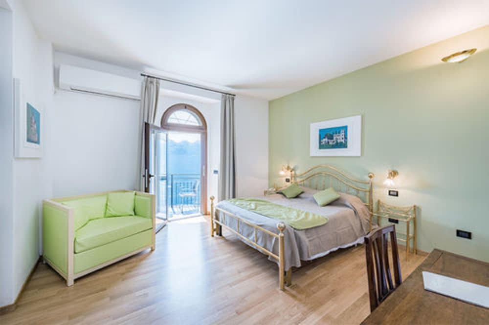 HOTEL VILLA BELVEDERE 34/68