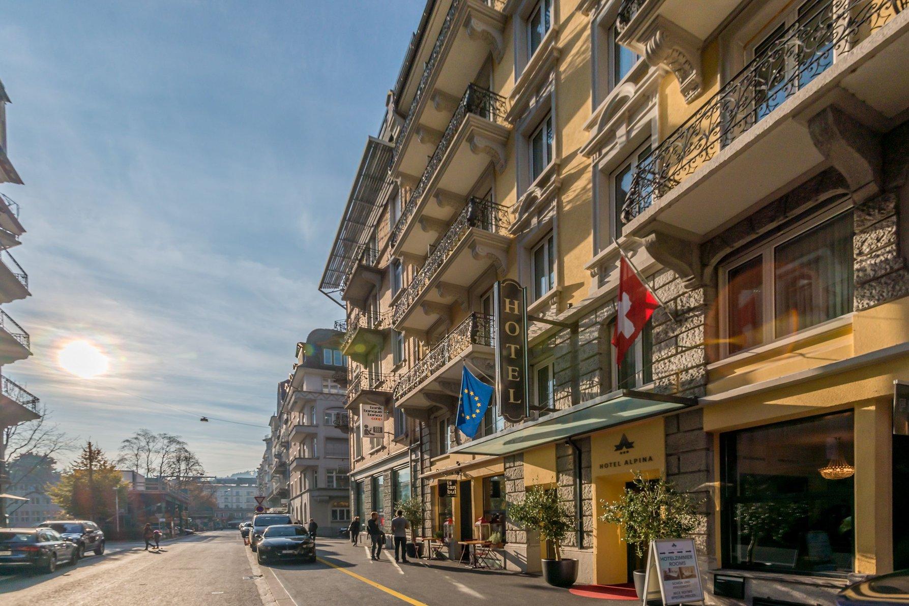 Hotel Alpina Luzern in LUCERNE