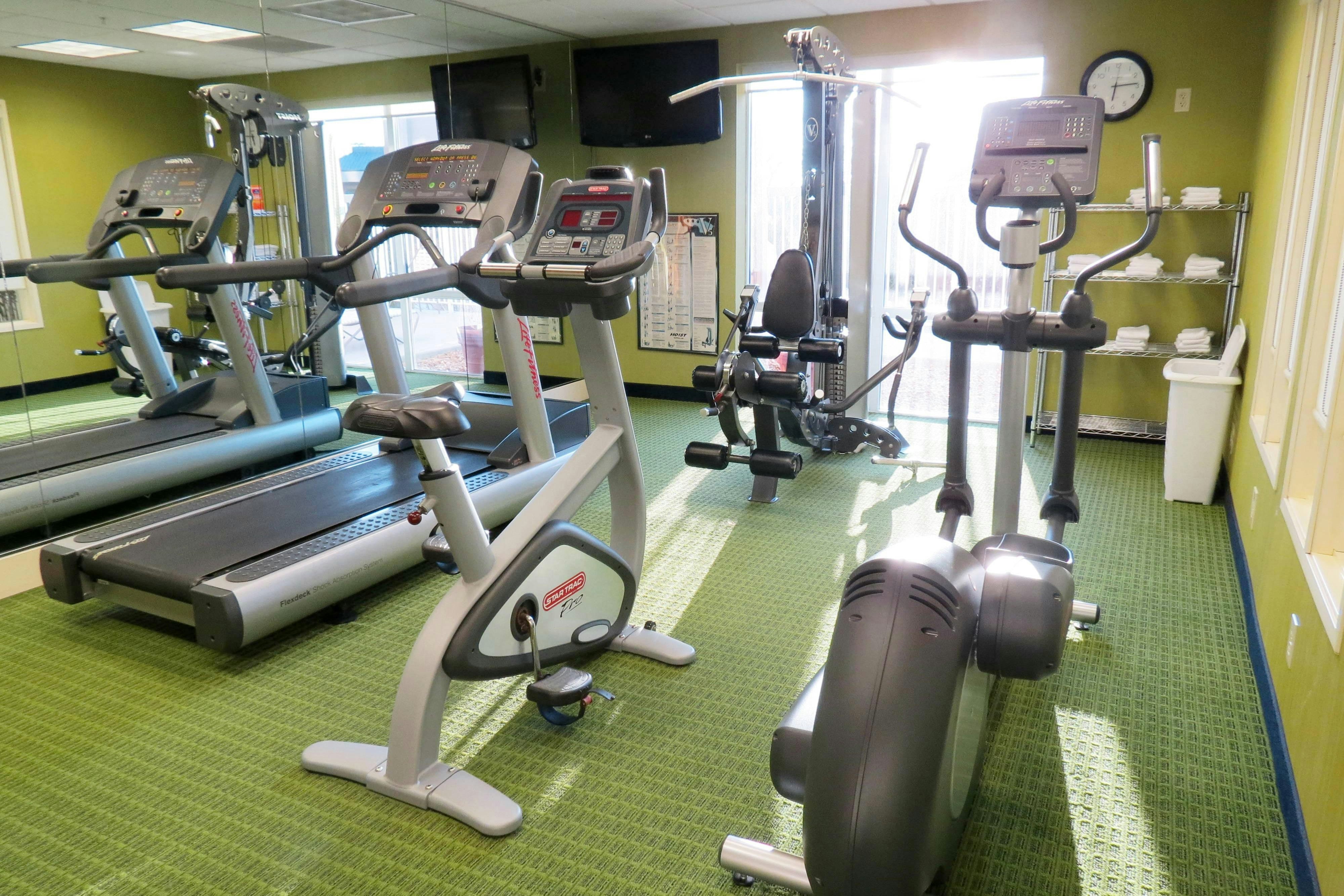 Fairfield Inn Suites By Marriott Mt Vernon Rend Lake 20/39