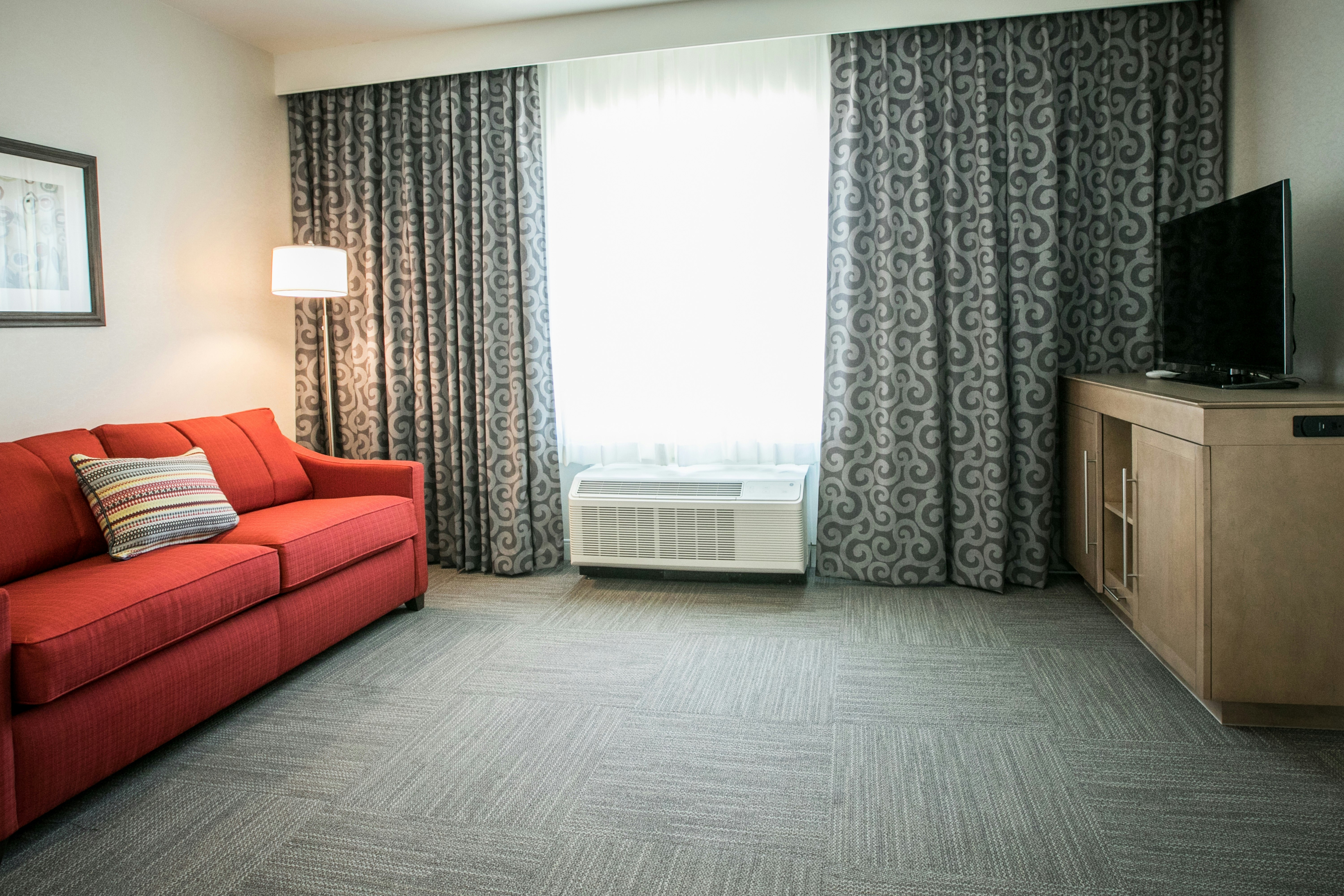 Hampton Inn & Suites Tempe/Phoenix Airport 45/68