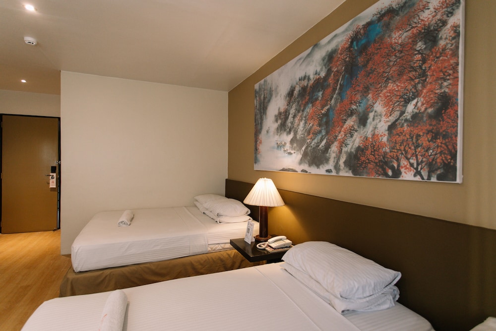 Dynasty Tourist Inn 22/69