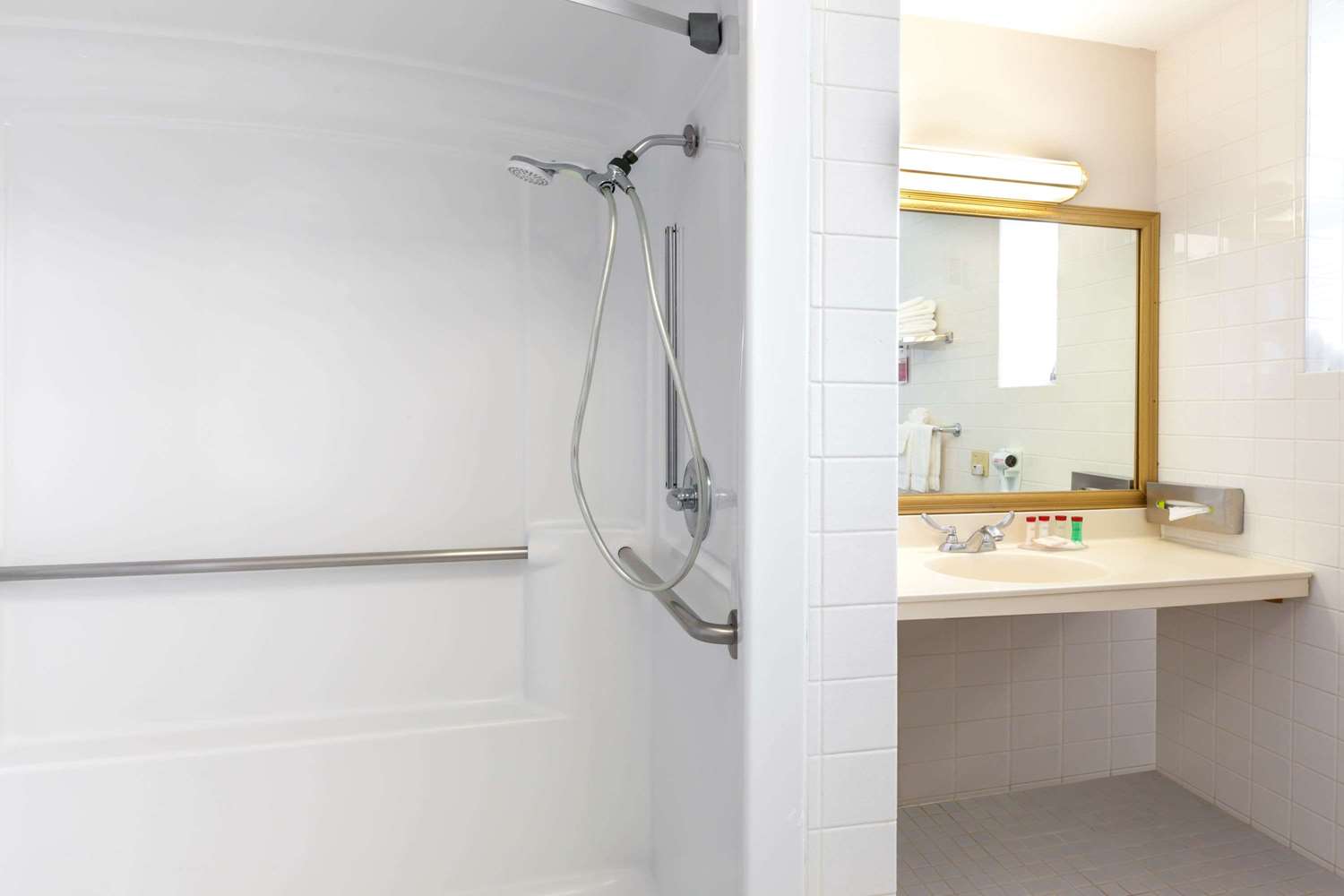 Ramada by Wyndham Jersey City 13/13