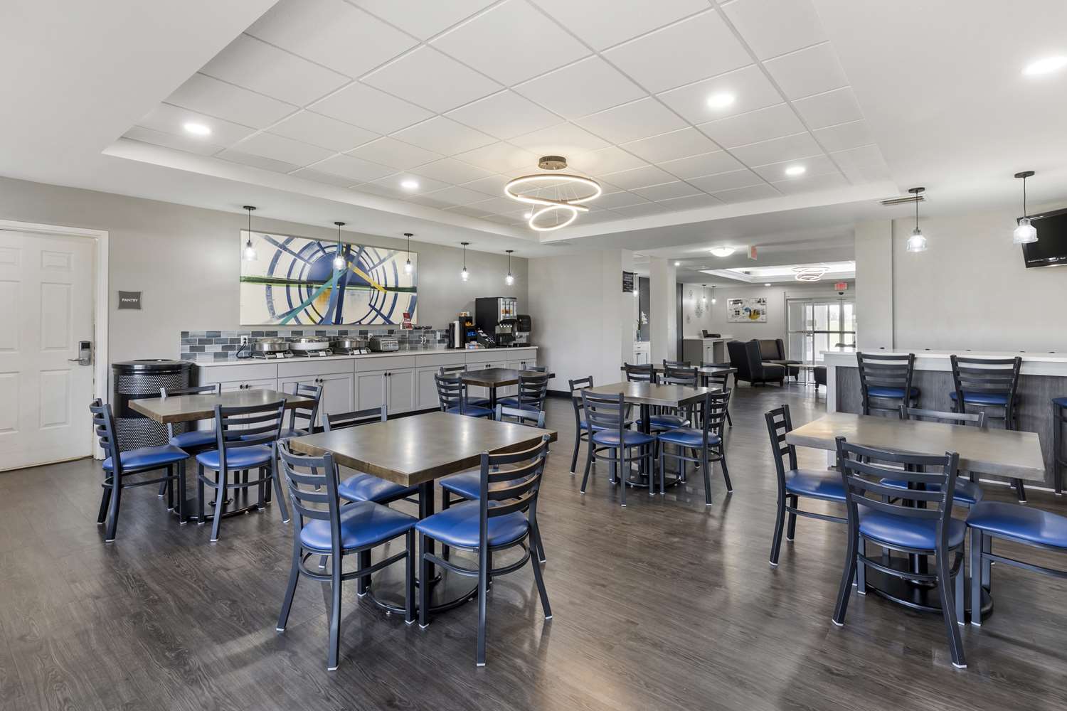 Best Western Plus MidAmerica Hotel 27/33