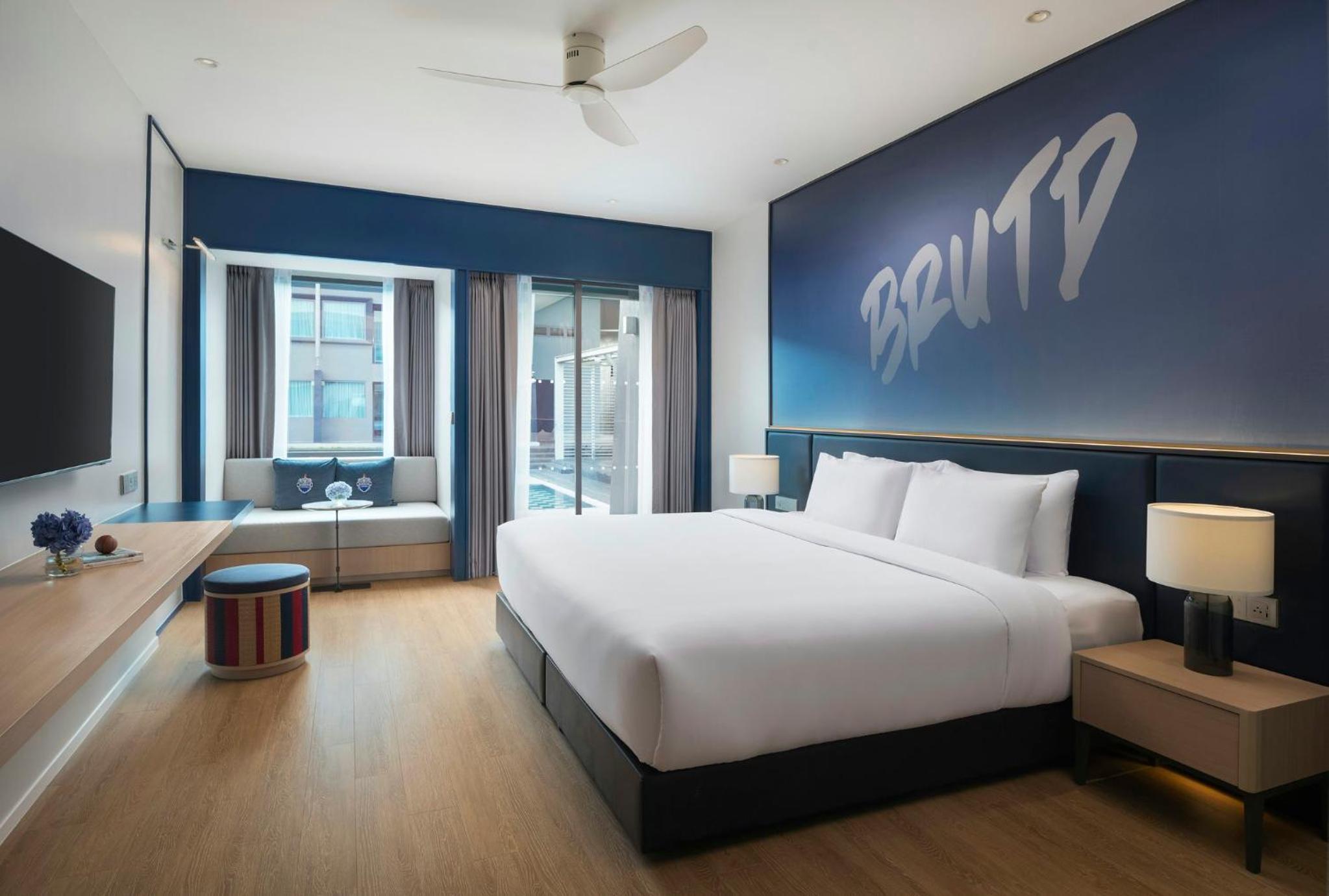 Room, King Bed, Terrace