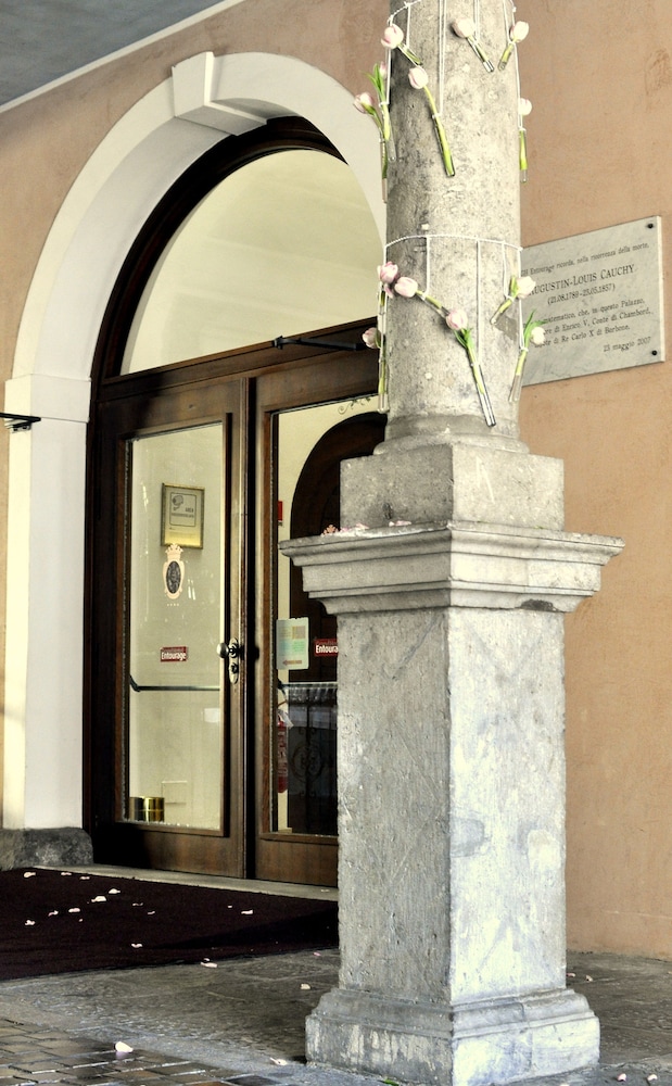 Grand Hotel Entourage 33/33