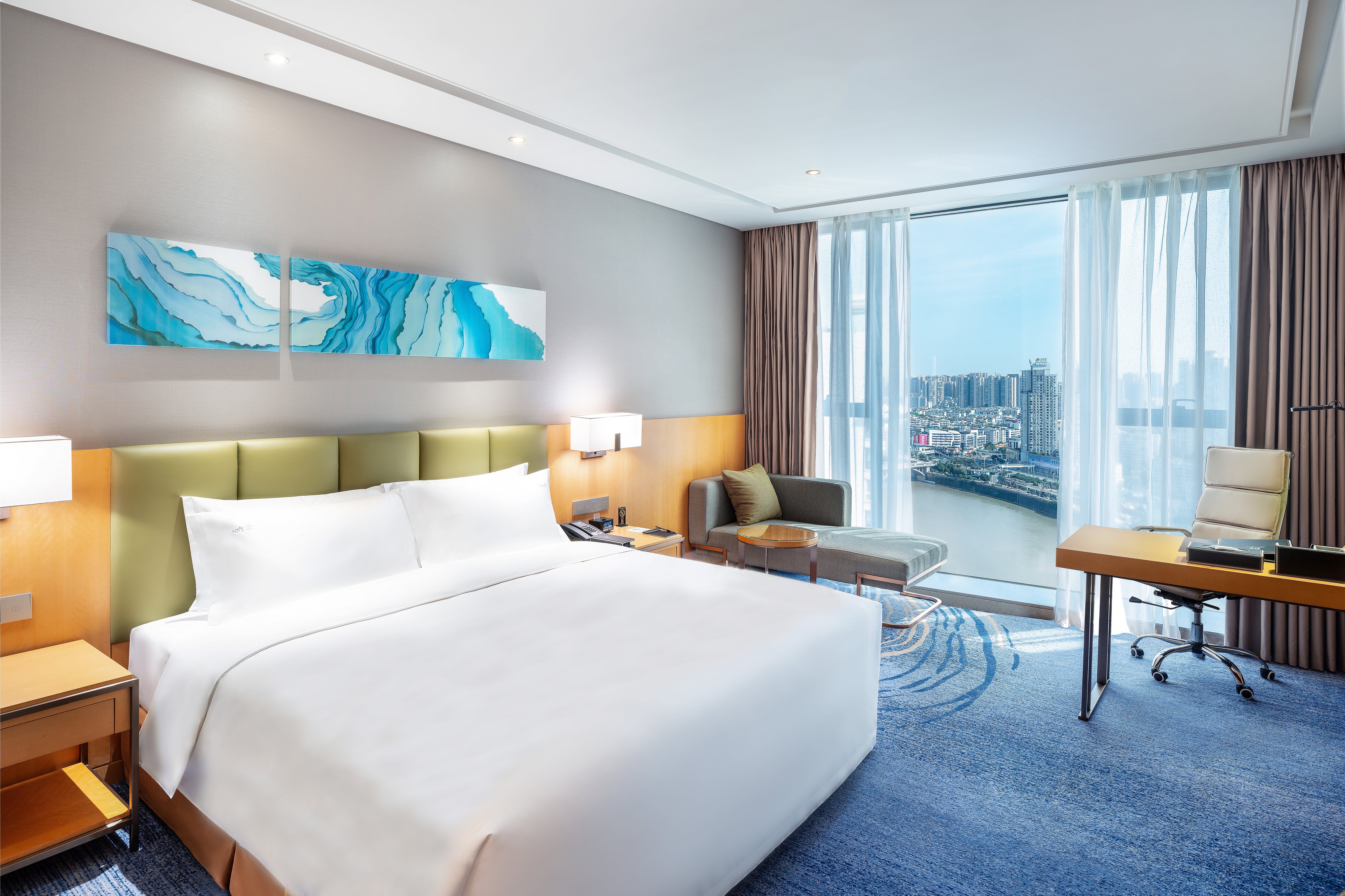 Holiday Inn Neijiang Riverside 28/81