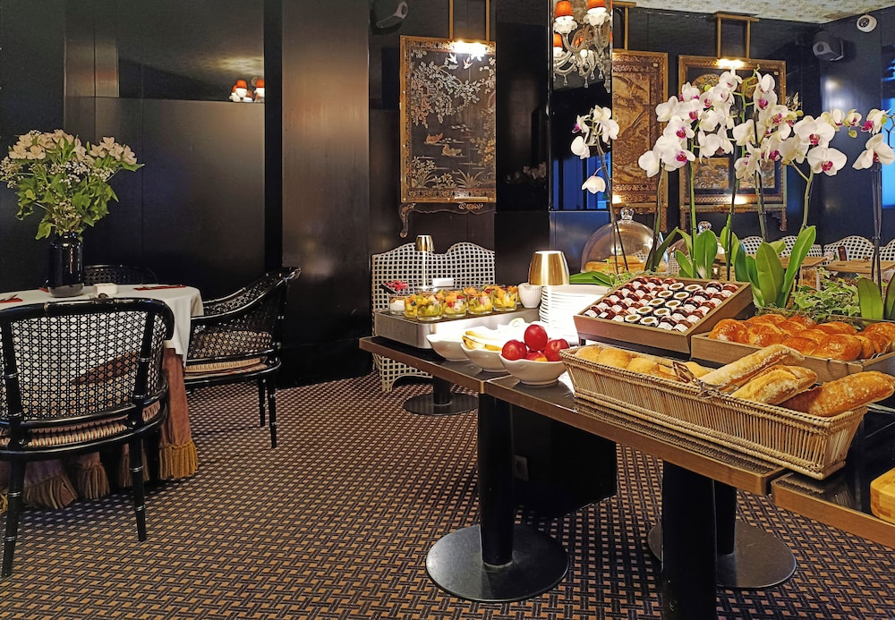 Chalgrin Boutique Hotel 35/46