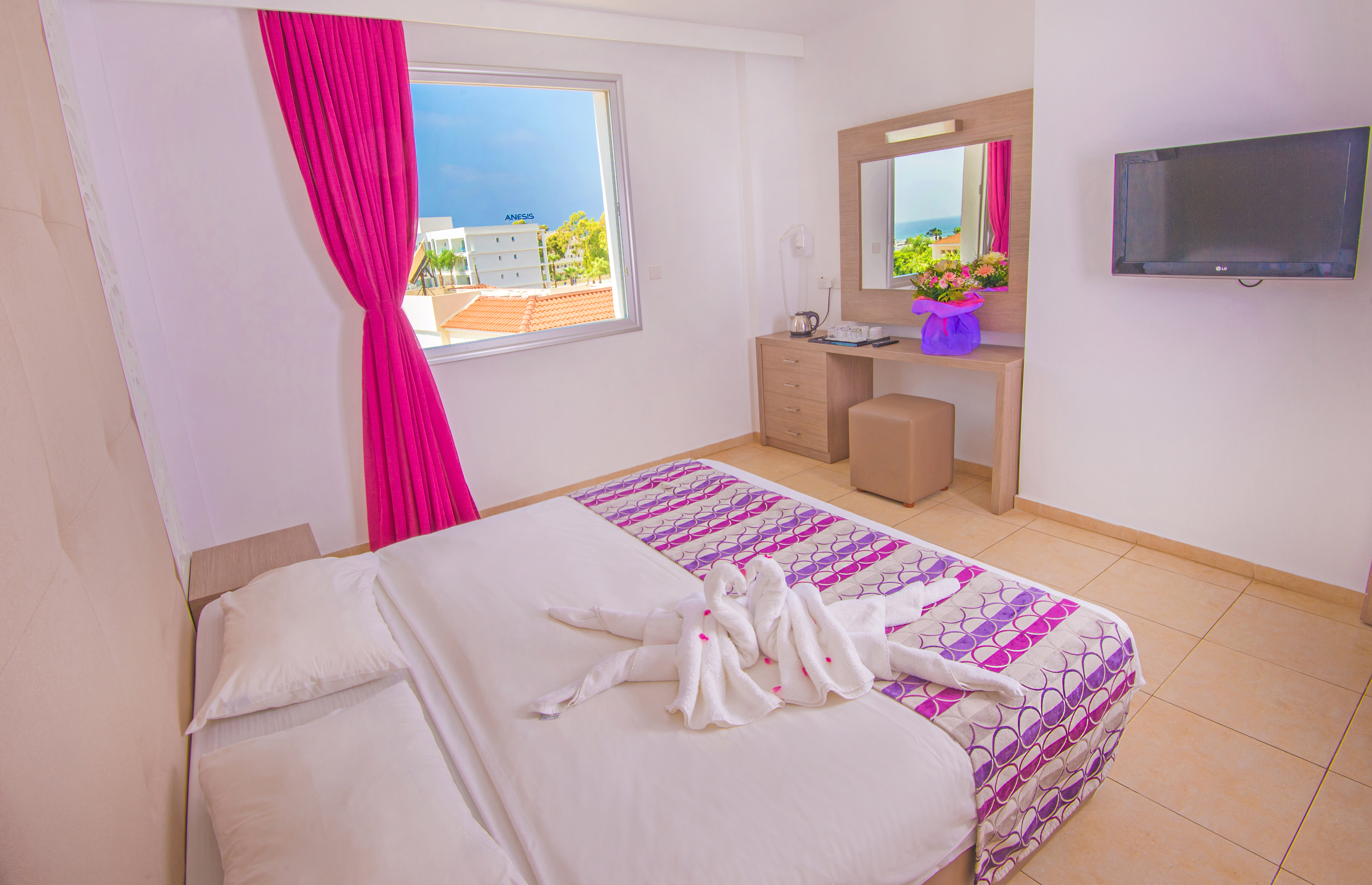 New Famagusta Hotel and Suites 7/50