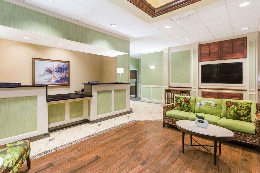 Wyndham Garden Fort Walton Beach Destin 5/55