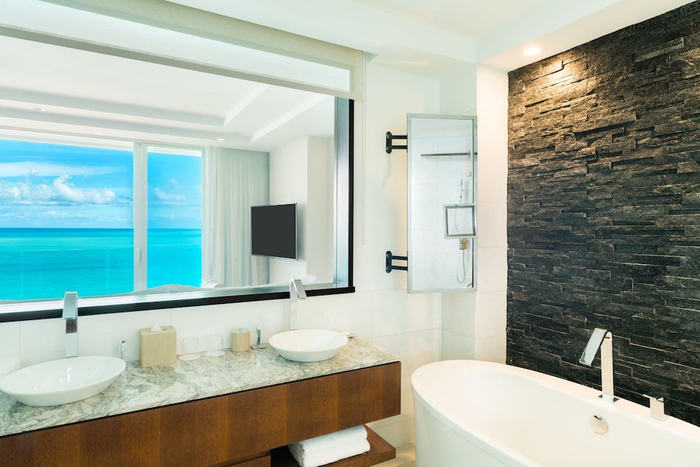 The Ritz-Carlton Residences, Turks & Caicos 46/49