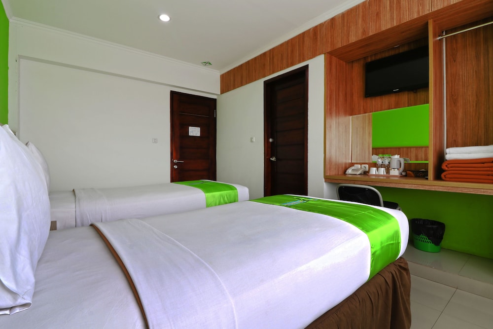 Hotel Bumi Makmur Indah 25/54