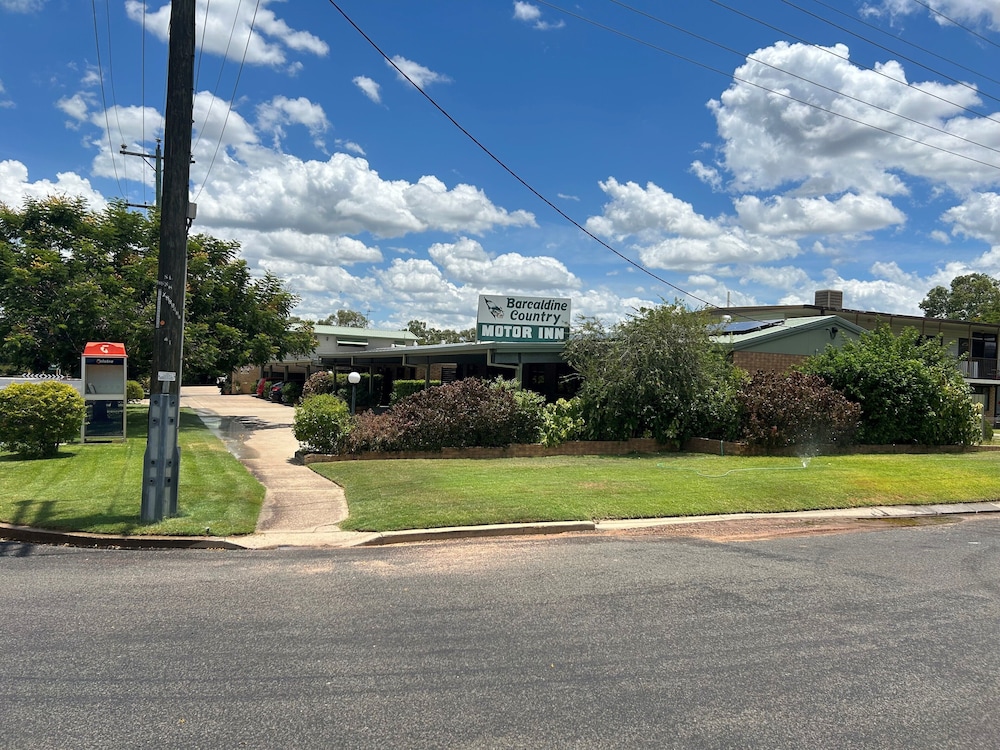 Barcaldine Country Motor Inn 31/45