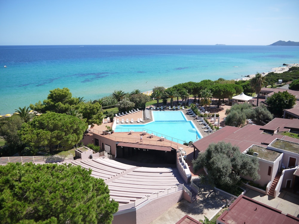 Free Beach Club 39/42