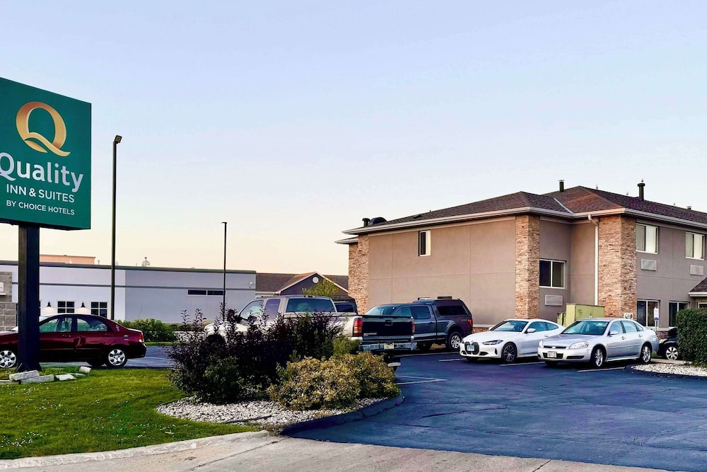 Quality Inn & Suites Green Bay - Ashwaubenon 44/50