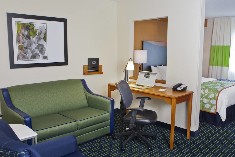 Fairfield Inn Suites Memphis East 20/21