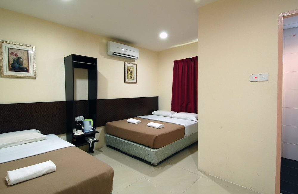 Impiana Mutiara Hotel At Kampung Air 9/24