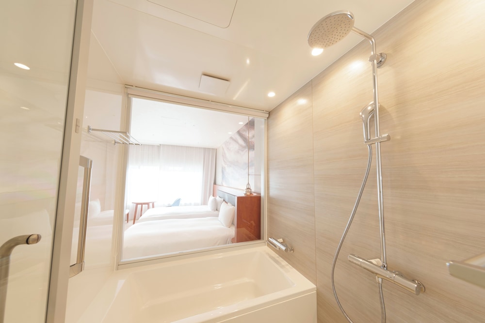 Hotel Springs Makuhari Premier 64/66