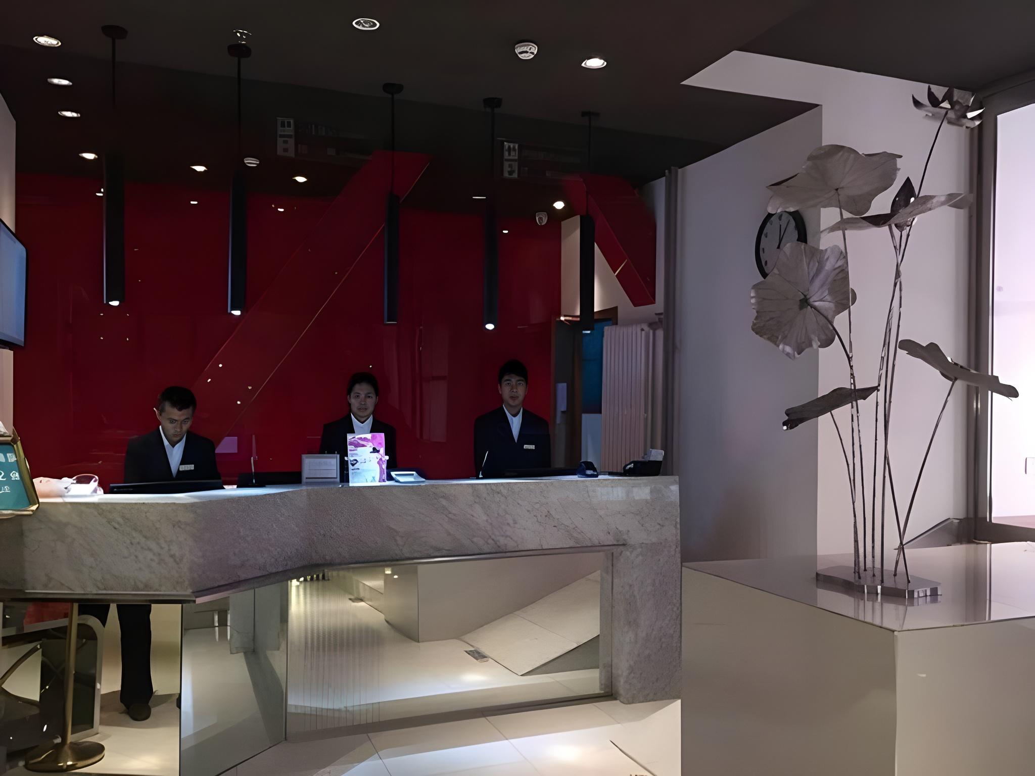 Jinjiang Inn Select (Beijing Pingguoyuan Metro Station) 17/31